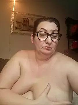 Girls: discover live performances with matured cam models, from teasing to fixations, in a variety of stunning live sex cams.