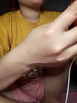 Girls: discover live performances with matured cam models, from teasing to fixations, in a variety of stunning live sex cams.