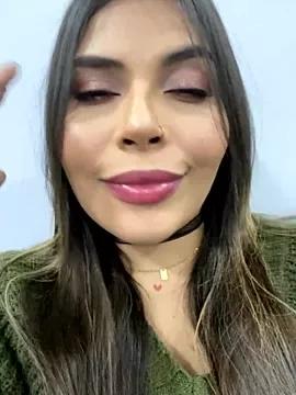 Girls: discover live performances with matured cam models, from teasing to fixations, in a variety of stunning live sex cams.