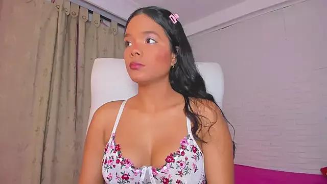 Gina_parker_ from StripChat is Freechat