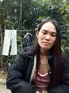 Girl_cutee — I am a poor girl, please help me.