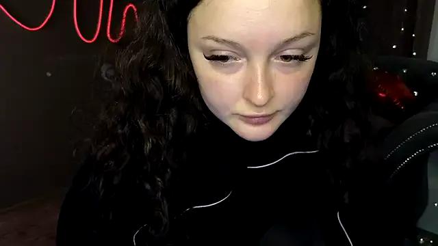 Girls: discover live performances with matured cam models, from teasing to fixations, in a variety of stunning live sex cams.