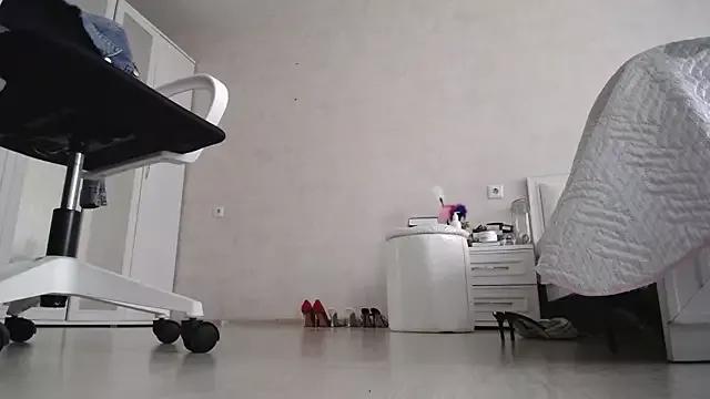 Girls: discover live performances with matured cam models, from teasing to fixations, in a variety of stunning live sex cams.