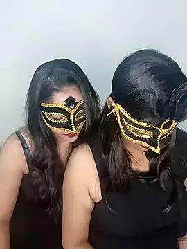 Goddess_Cats_X from StripChat