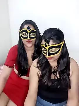 Goddess_Cats_X from StripChat