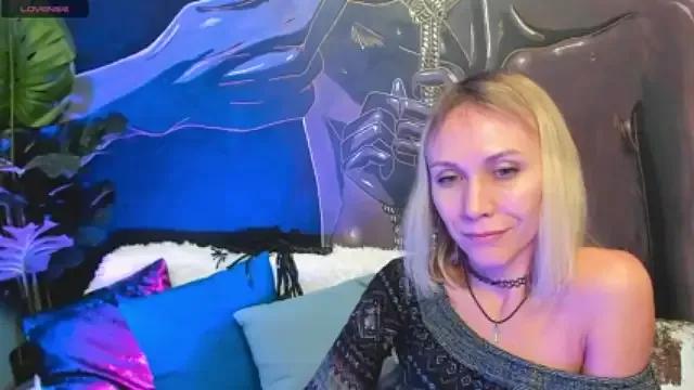 goddess_kate_ from StripChat