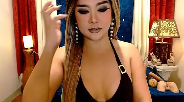 goddessALLURA from StripChat