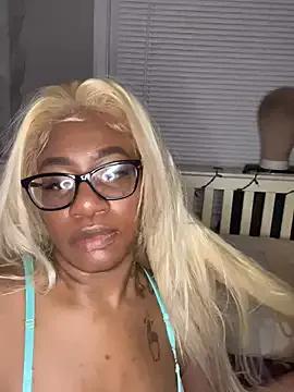 GoddessDestine from StripChat