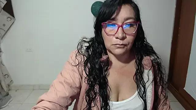Grace_mature_milf from StripChat is Freechat