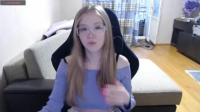 Girls: discover live performances with matured cam models, from teasing to fixations, in a variety of stunning live sex cams.