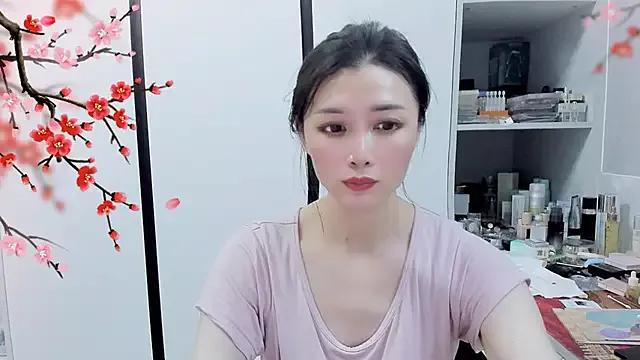 guoguo- from StripChat