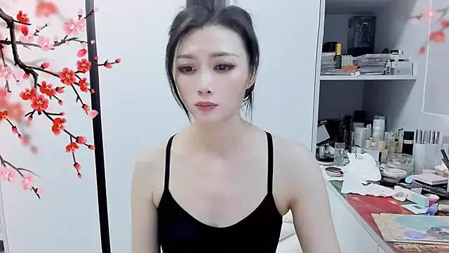 guoguo- from StripChat