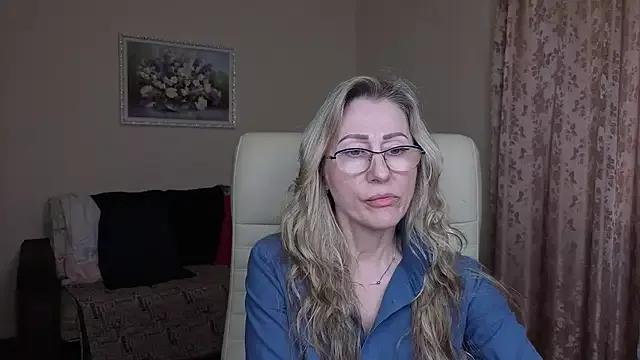 Habibi_Honeyy from StripChat is Freechat