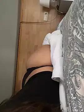 Girls: discover live performances with matured cam models, from teasing to fixations, in a variety of stunning live sex cams.