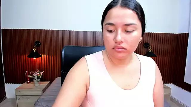 HalleMoore69 from StripChat