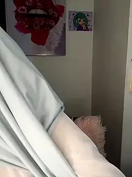 Girls: discover live performances with matured cam models, from teasing to fixations, in a variety of stunning live sex cams.