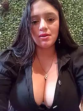 Girls: discover live performances with matured cam models, from teasing to fixations, in a variety of stunning live sex cams.