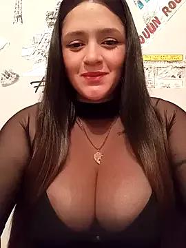 Girls: discover live performances with matured cam models, from teasing to fixations, in a variety of stunning live sex cams.