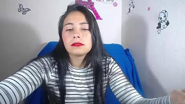 Girls: discover live performances with matured cam models, from teasing to fixations, in a variety of stunning live sex cams.