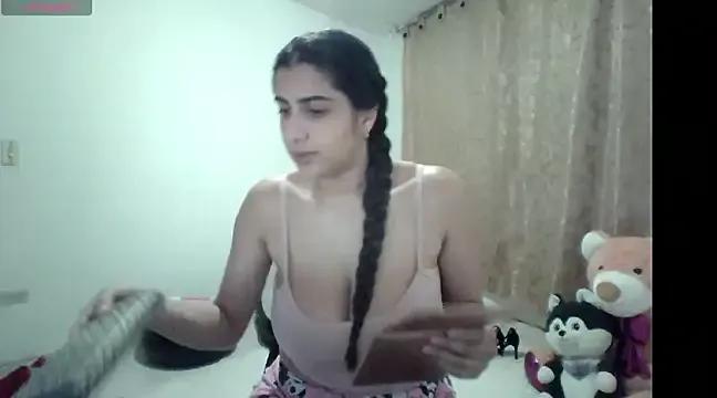 Girls: discover live performances with matured cam models, from teasing to fixations, in a variety of stunning live sex cams.