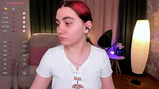 hannacheekss_ from StripChat is Freechat