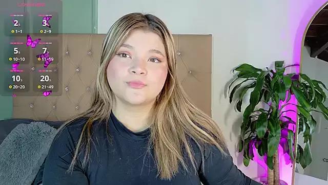 Girls: discover live performances with matured cam models, from teasing to fixations, in a variety of stunning live sex cams.