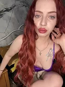 Hannah_xBaby from StripChat is Freechat