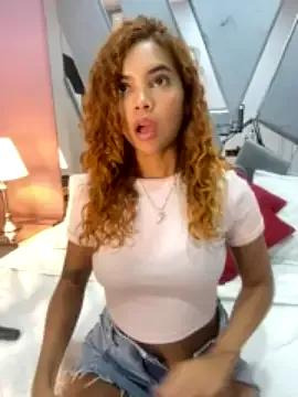 HannahEvanss from StripChat