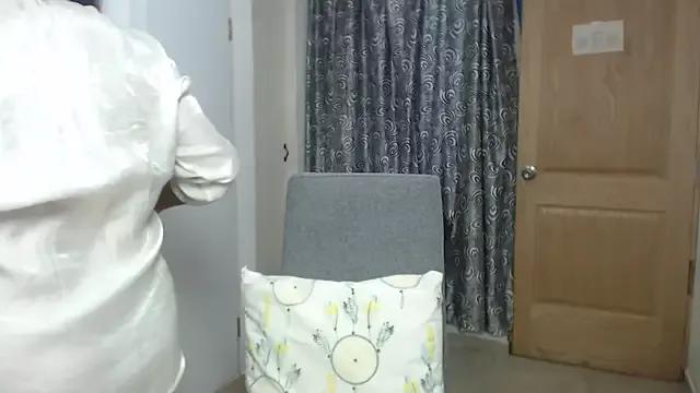 HannaPearl from StripChat