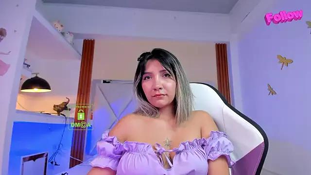 Happy_tits from StripChat is Freechat
