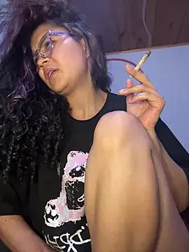 Girls: discover live performances with matured cam models, from teasing to fixations, in a variety of stunning live sex cams.