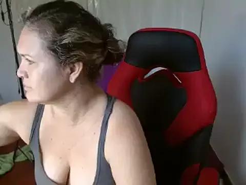 helenca43 from StripChat