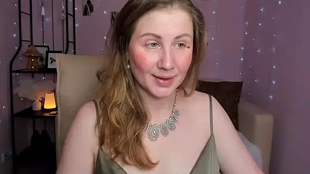 Helens_love from StripChat