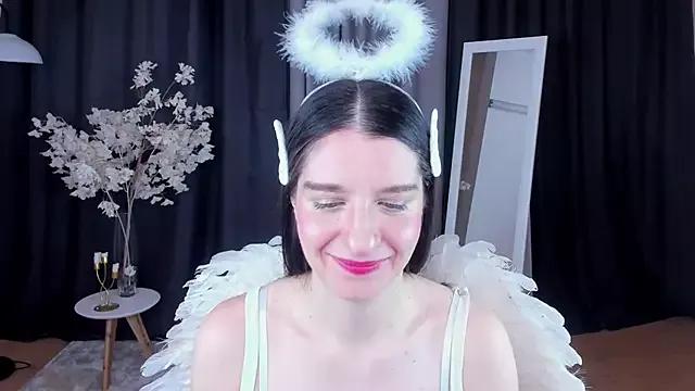 helentasty from StripChat is Freechat