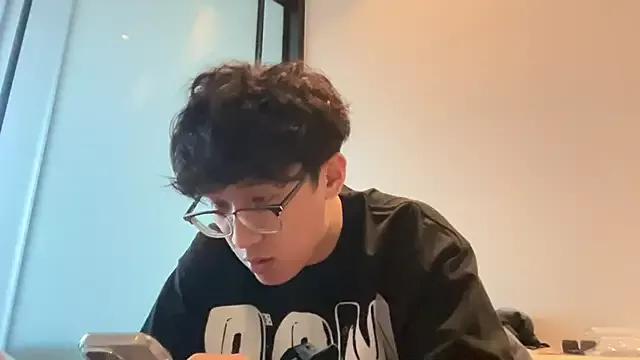 HHAARRYYXXL from StripChat