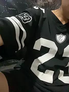 hhoangthien2602td from StripChat