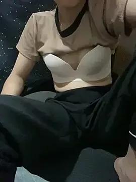 hhoangthien2602td from StripChat