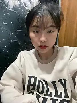 hhoangthien2602td from StripChat