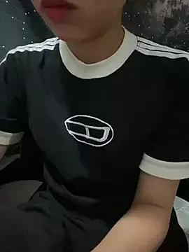 hhoangthien2602td from StripChat