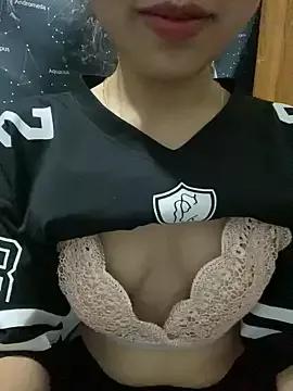 hhoangthien2602td from StripChat