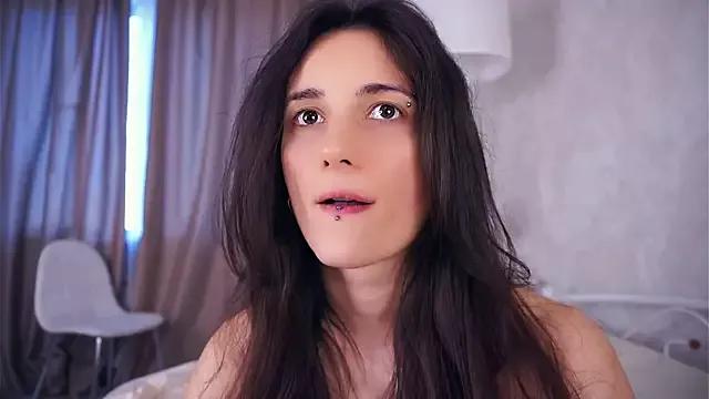 Holla_Molly from StripChat is Freechat