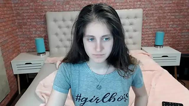 Girls: discover live performances with matured cam models, from teasing to fixations, in a variety of stunning live sex cams.