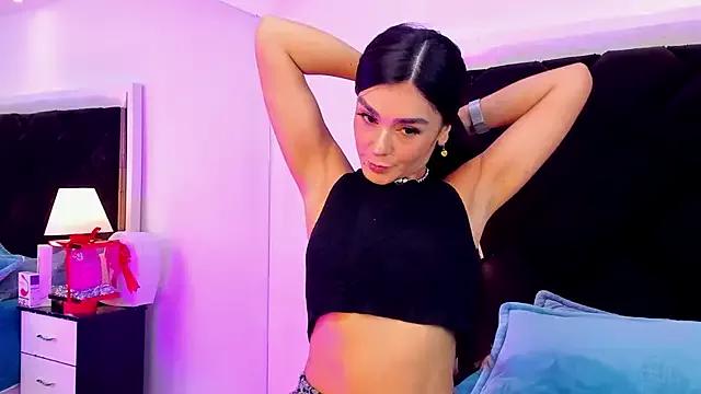 Girls: discover live performances with matured cam models, from teasing to fixations, in a variety of stunning live sex cams.