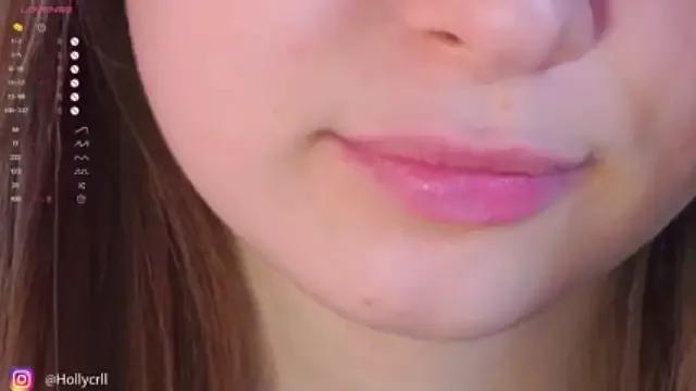 HollyCarroll from StripChat