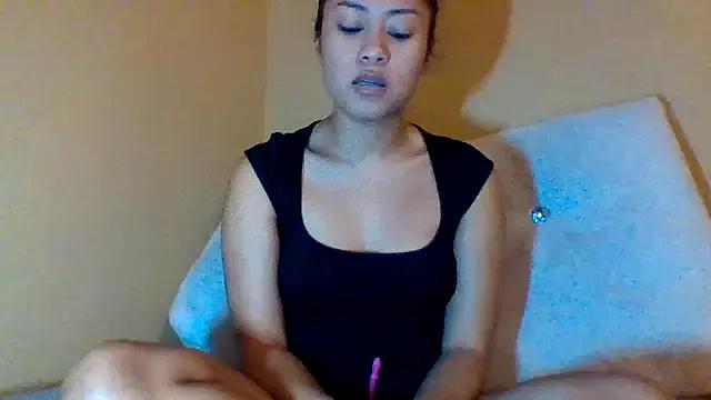 Girls: discover live performances with matured cam models, from teasing to fixations, in a variety of stunning live sex cams.