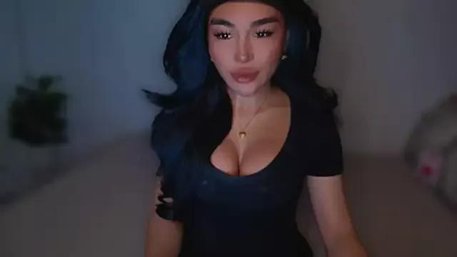 Girls: discover live performances with matured cam models, from teasing to fixations, in a variety of stunning live sex cams.