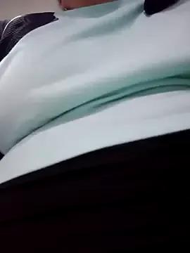 Girls: discover live performances with matured cam models, from teasing to fixations, in a variety of stunning live sex cams.