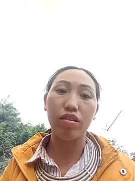 hot-luna- — f on sc