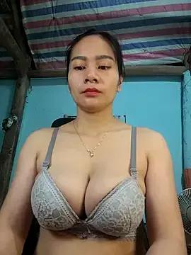 Hotgirl_2zz from StripChat is Freechat