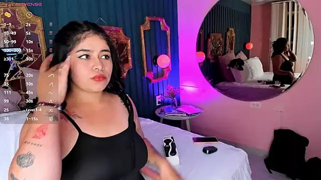 Girls: discover live performances with matured cam models, from teasing to fixations, in a variety of stunning live sex cams.